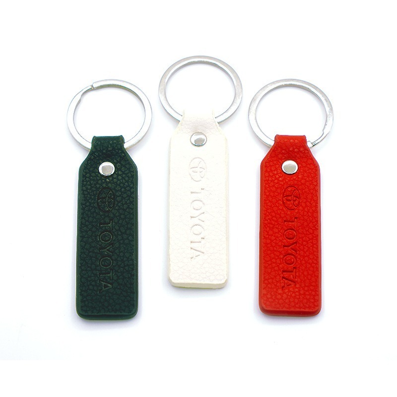 Factory custom leather keychain business gifts simple model cowhide car key pendant anti-lost key ring