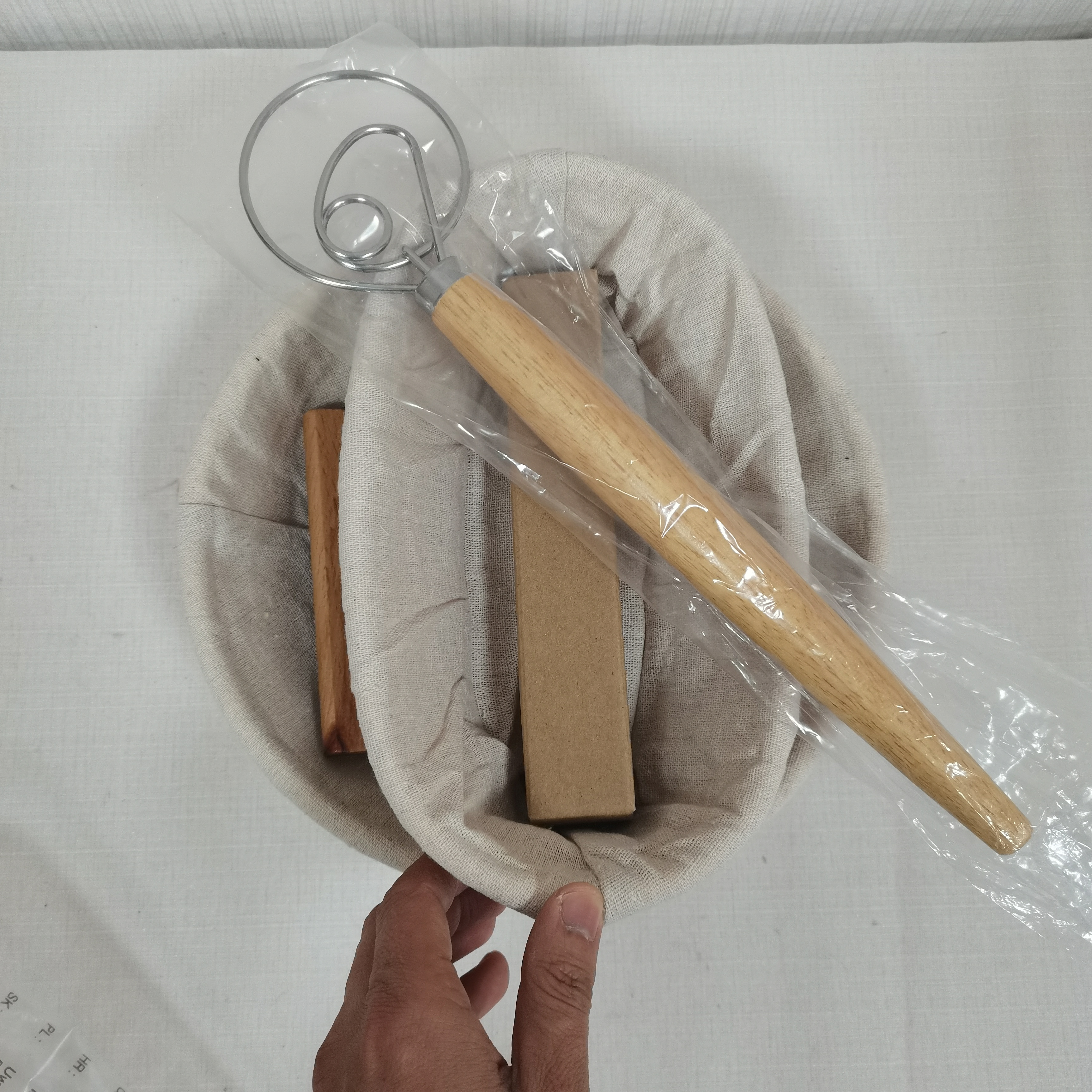 Bread Banneton proofing basket set of 2, 10 inch round oval cane sourdough baskets with bread lame+dough scraper+wisk tool+liner