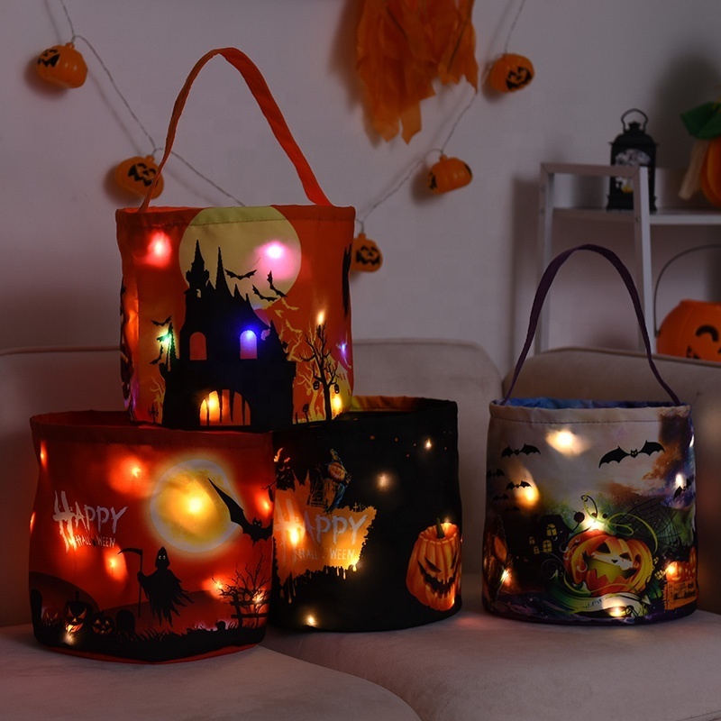 New Hot Sale Led Lighted Up Halloween Bucket Glow In Dark Pumpkin Basket Trick or Treat Candy Gift Tote Bag For Party Decoration