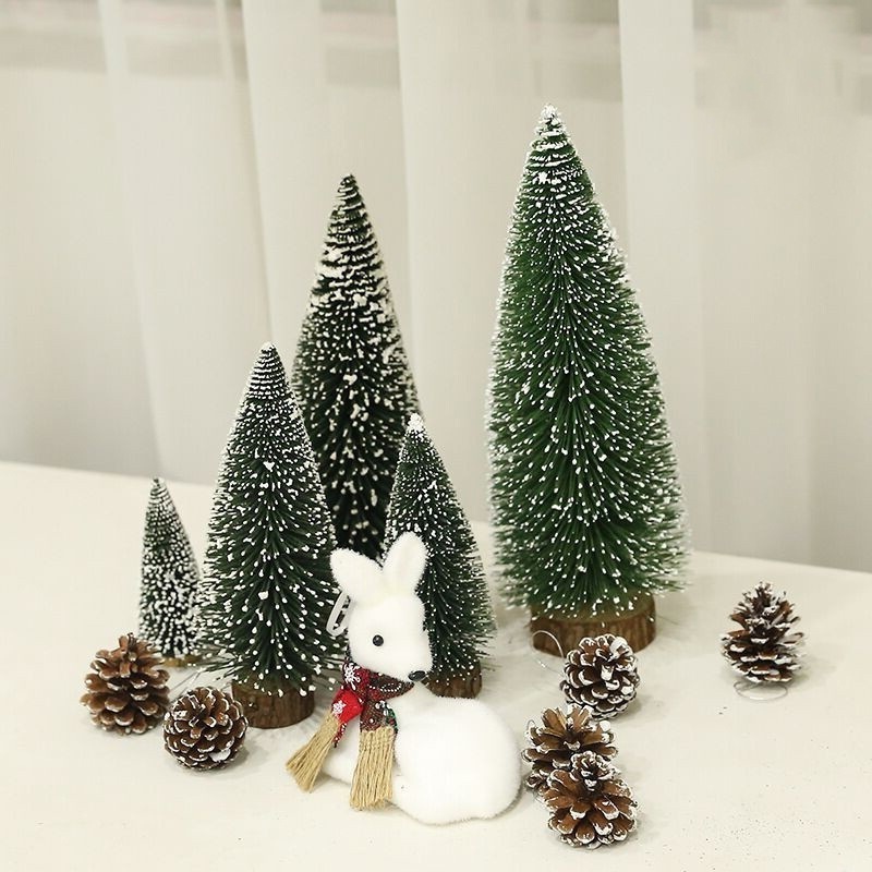 Desktop Mini Christmas Tree Tabletop Artificial Christmas Bottle Brush Pine Trees Wooden Base Snow Tree for Christmas Decor