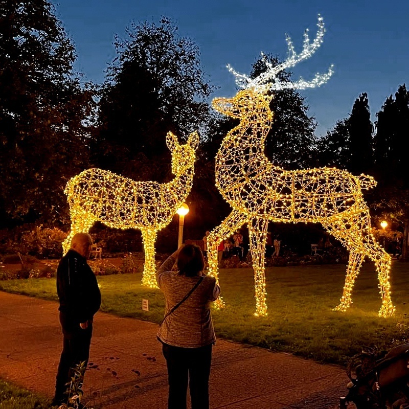 Outdoor Waterproof Garden Street Landscape 3d Animal Motif String Lamp Giant Led Christmas Reindeer With Lights