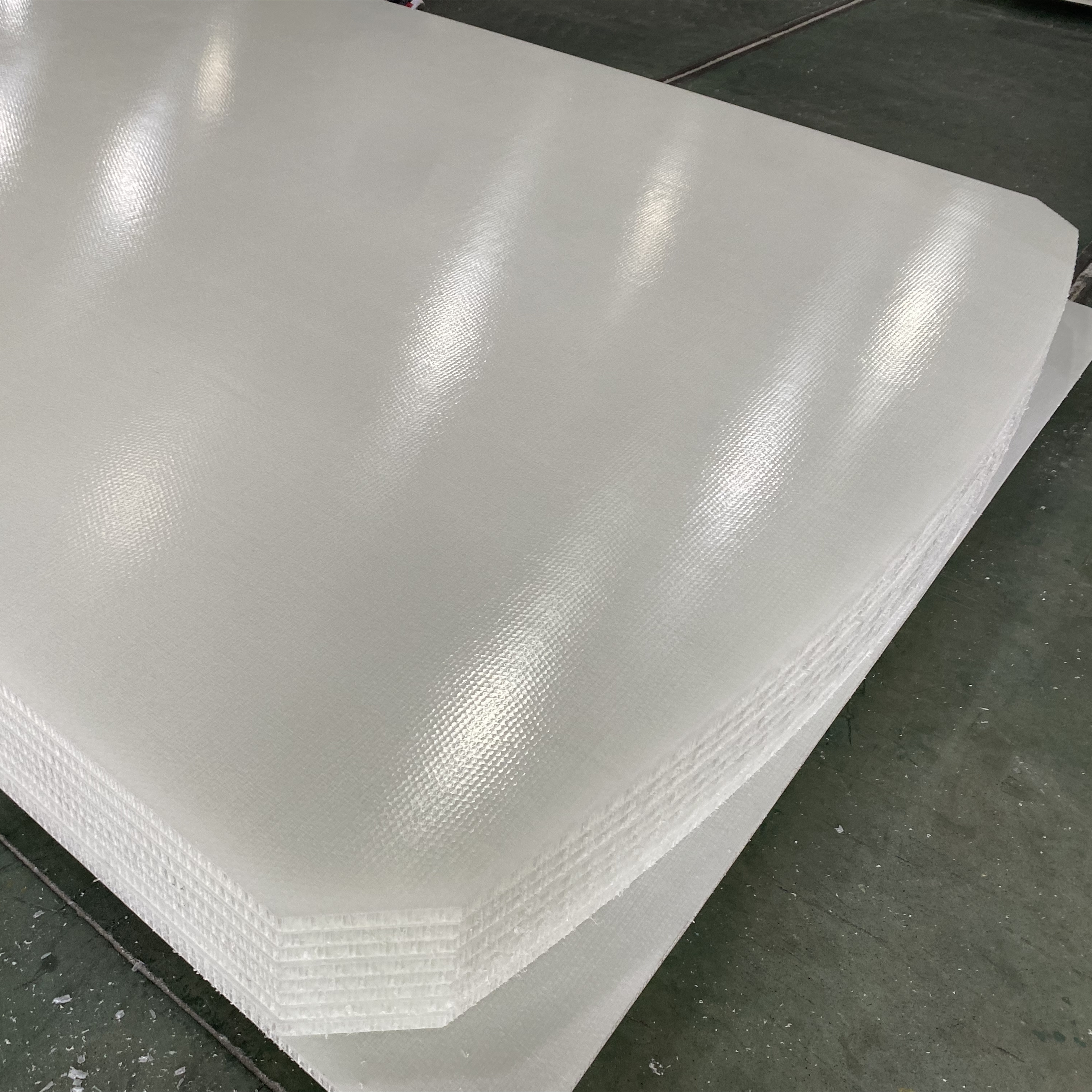 Cuttable Waterproof Polypropylene Fiberglass Reinforced Honeycomb Panel for Pontoon Boat Decking