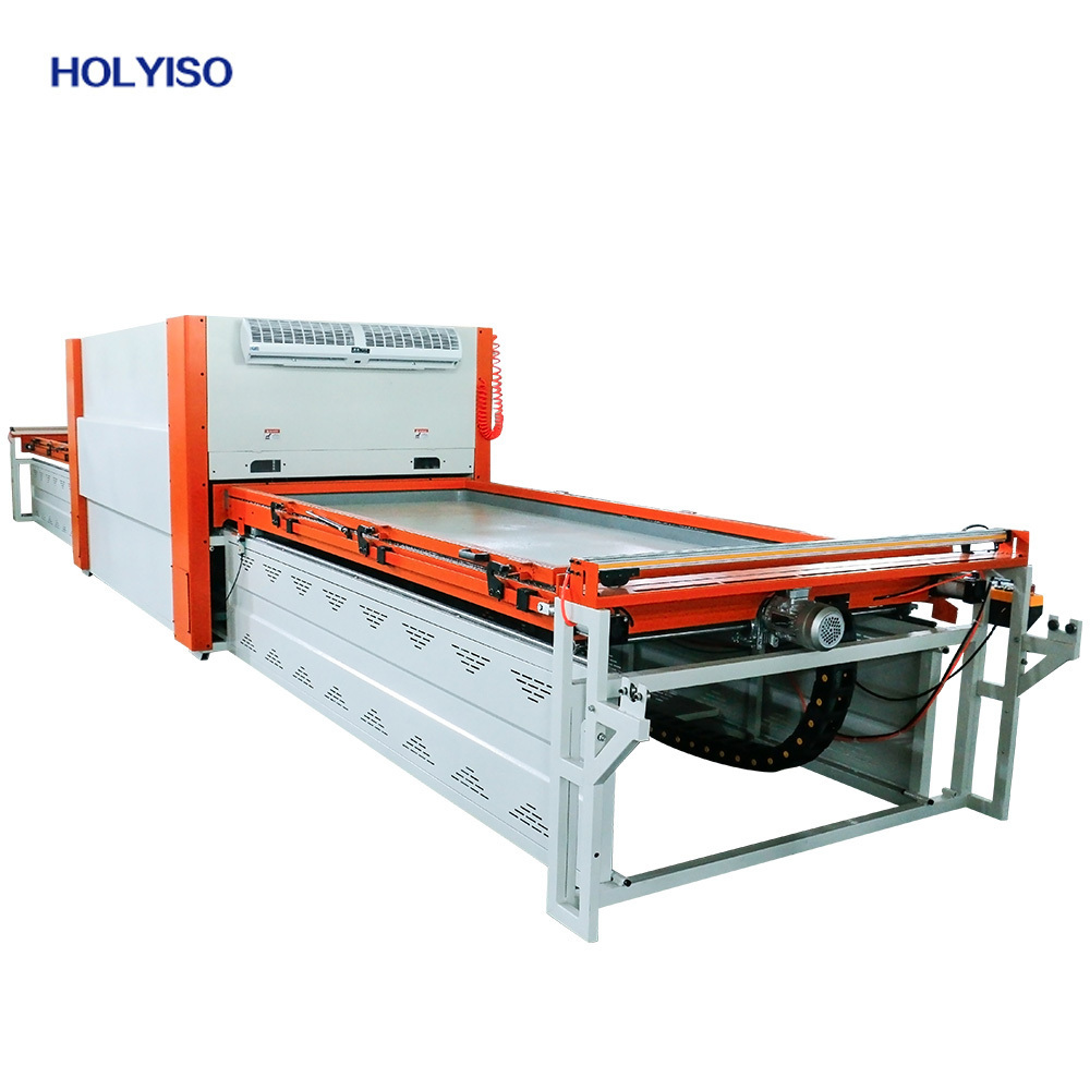 Holyiso Woodworking Automatic Vacuum Membrane Press Machine And Vacuum Membrane Press Machine 3D Door PVC For Furniture Cabinet