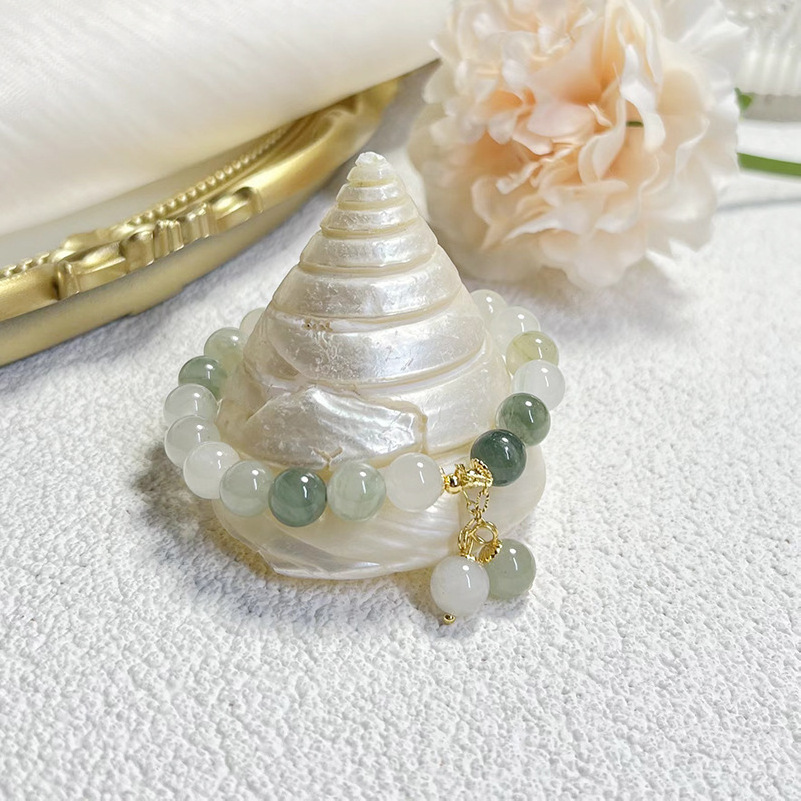 Hot-selling classic natural stone bead bracelet healing lucky crystal green jade bracelet with charm