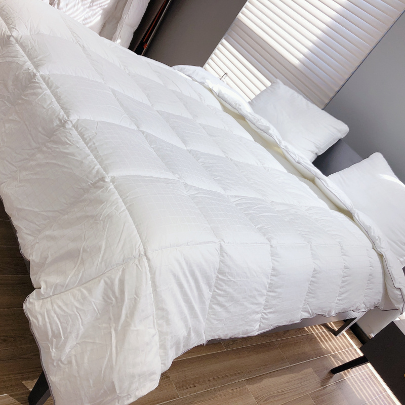 Big OEM order service Luxury Custom White Canada  300T Jacquard Cotton Down Alternative  Washable  Microfiber Filling Duvet