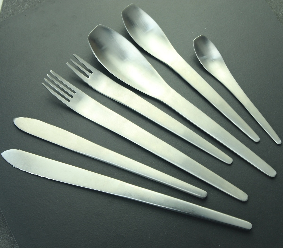 2021 New Simple Design Matte Stainless Steel Cutlery Satin Inox European Style Dining Knife Fork Spoon Set