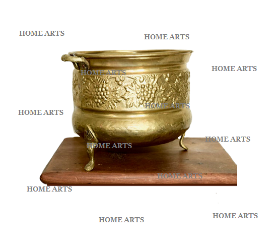 Pure Brass Flower Pots And Planter Attractive Design Round Custom Size Brass Planter For Garden Use