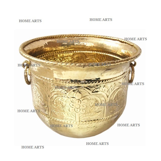 Embossed Design Large Brass Planter Good Quality Round Shape Gold Polished Solid Brass Outdoor Planter