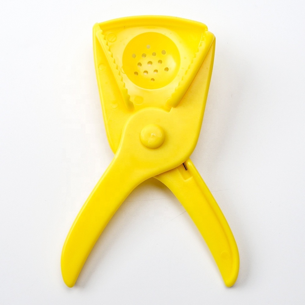 Home Use Hand Plastic Lemon Lime Clip Kitchen Cutter