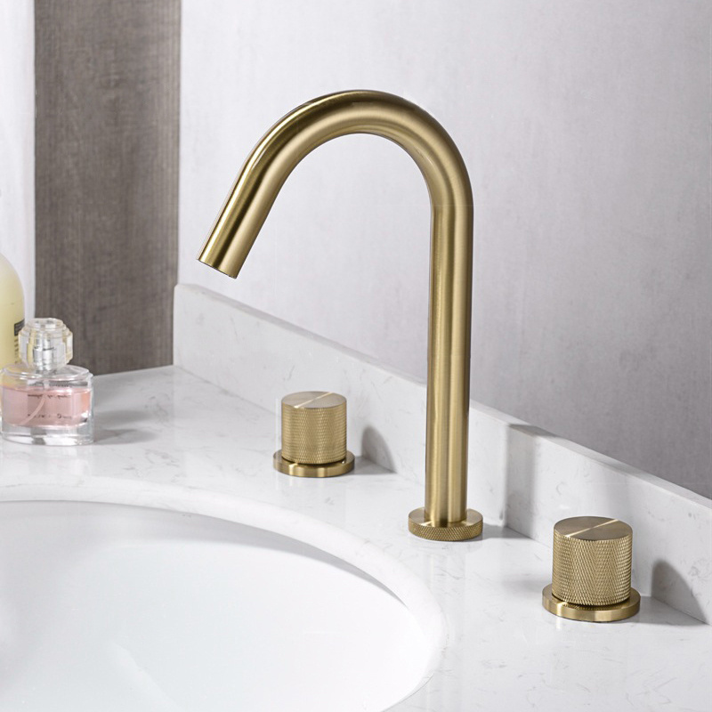 Luxury Double Handle Basin Faucet Brass Hot and Cold Water Tap Brushed gold Anti Splash Mixer Tap Basin Bathroom Faucets