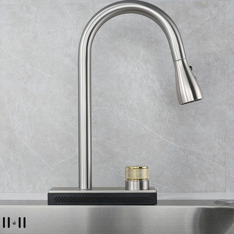 New arrival brushed silver kitchen faucet with pull down sprayer sink faucet