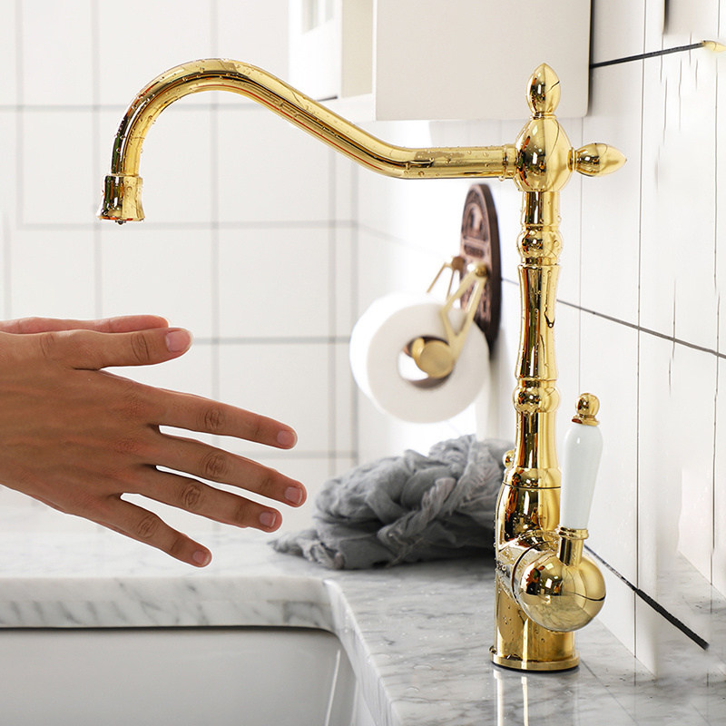 Commercial Lead-Free Retro European ceramic handle 3 in 1 Cold and hot mixer Gold kitchen faucet with Side Sprayer