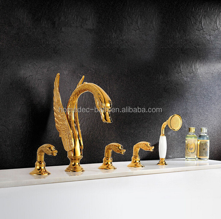 Bathroom luxury gold waterfall swan bathtub faucet