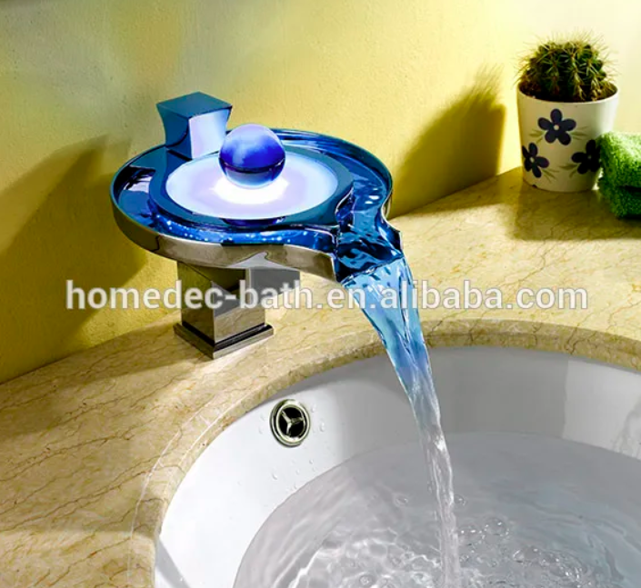 Single Hole Bathroom Brass 3-color Led Temperature Sensor Basin Faucet Tap