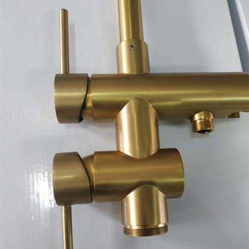 Floor Mounted Standing Bathtub Faucet Bathroom Faucet + Handheld Shower Freestanding brushed Gold Bathtub Mixer Tap