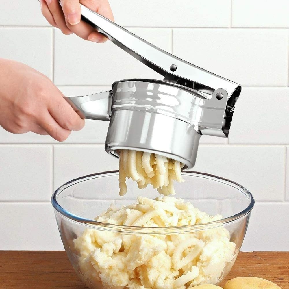 Ricer For Mashed Potatoes,Spaetzle Maker With 3 Interchangeable Discs, Potato Ricer Stainless Steel