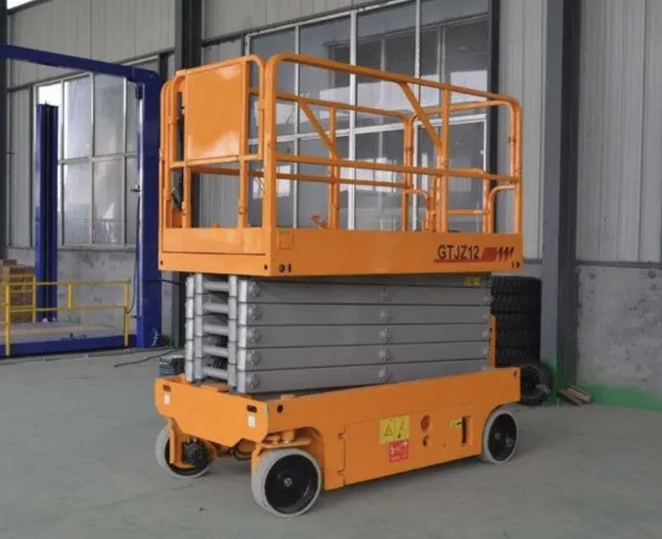 CE approved 12m self-propelled hydraulic scissor lift  high quality manlift Aerial work lift