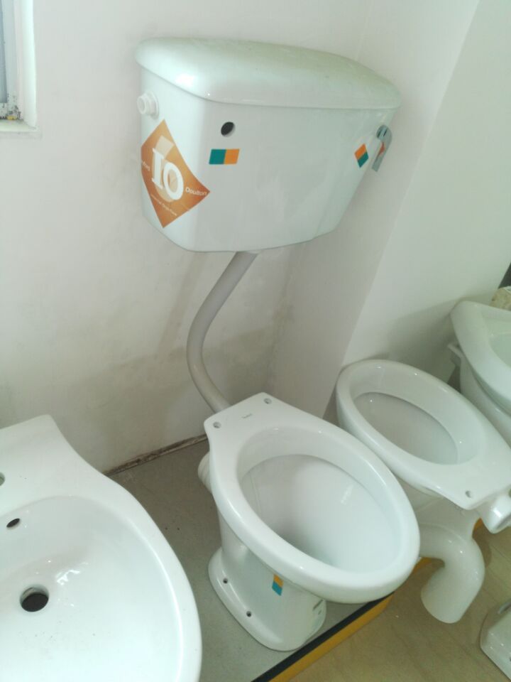 Factory Directly Supply P-trap Cheap Price Two Pieces Toilet Seat for Africa and Nigeria