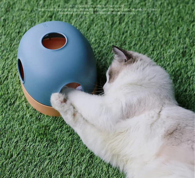 New Design Multifunctional Cat Play Toy Rotating Ball Pet Toys Cats Toys