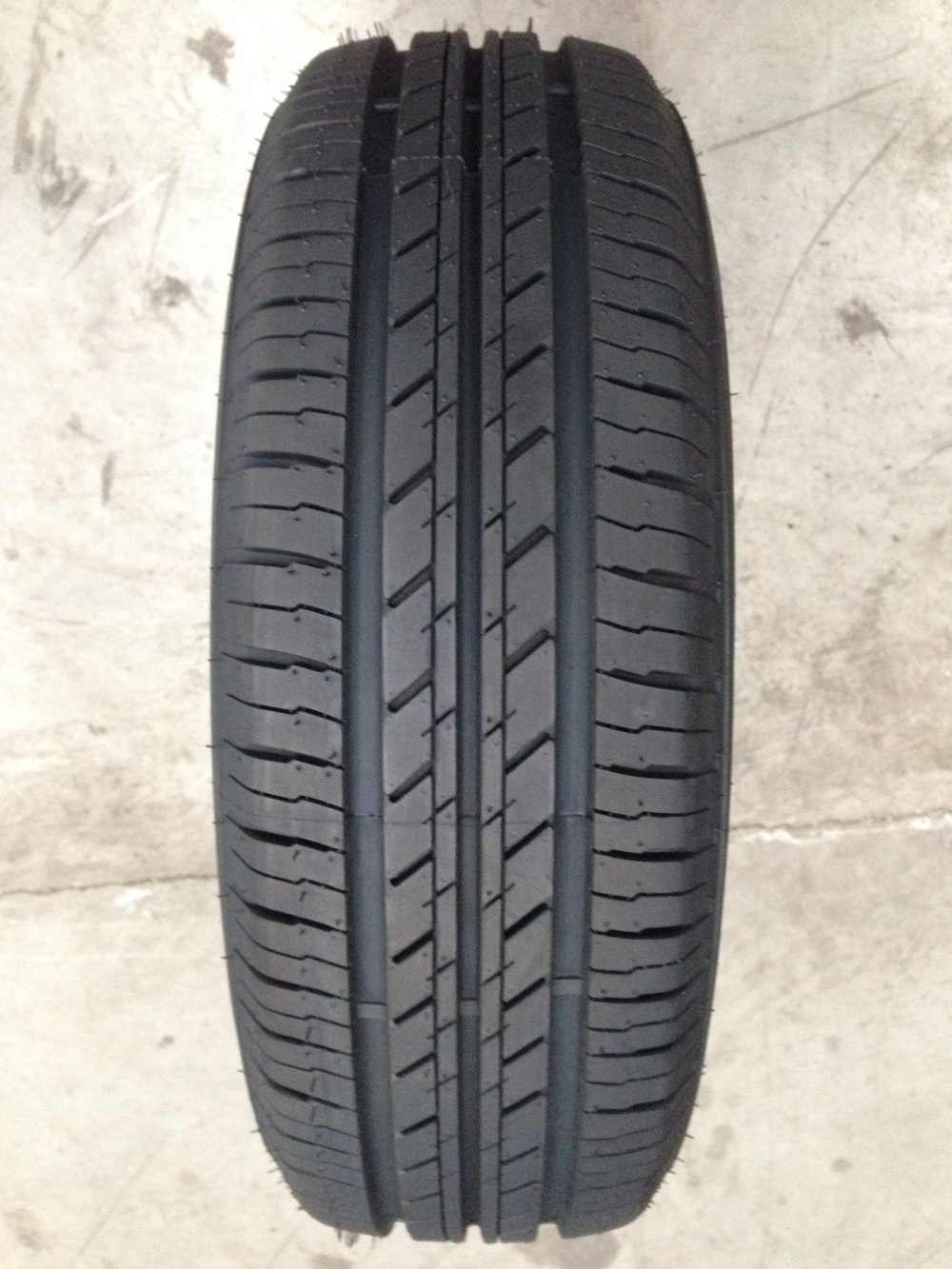 155 80R13 175 65R14 195 65R15 205 65R15 PCR TYRE