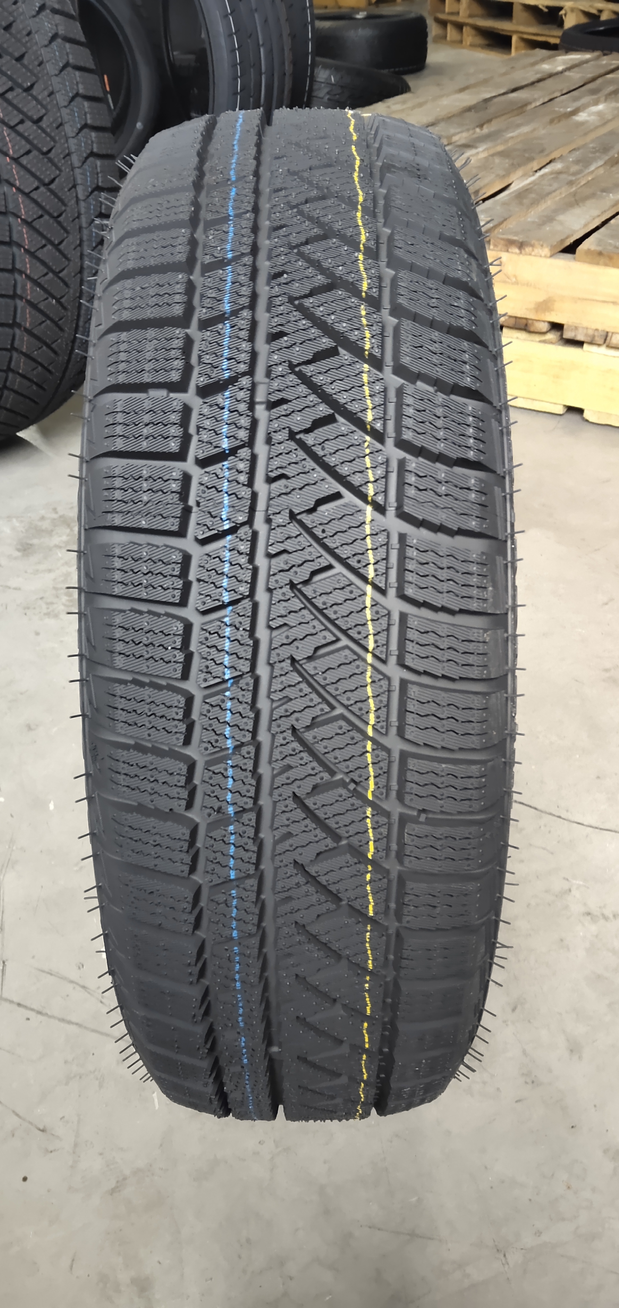 2023 Good Quality winter tires 235/45R17 235/55R17 225/40R18 255/50R19 snow tire for car