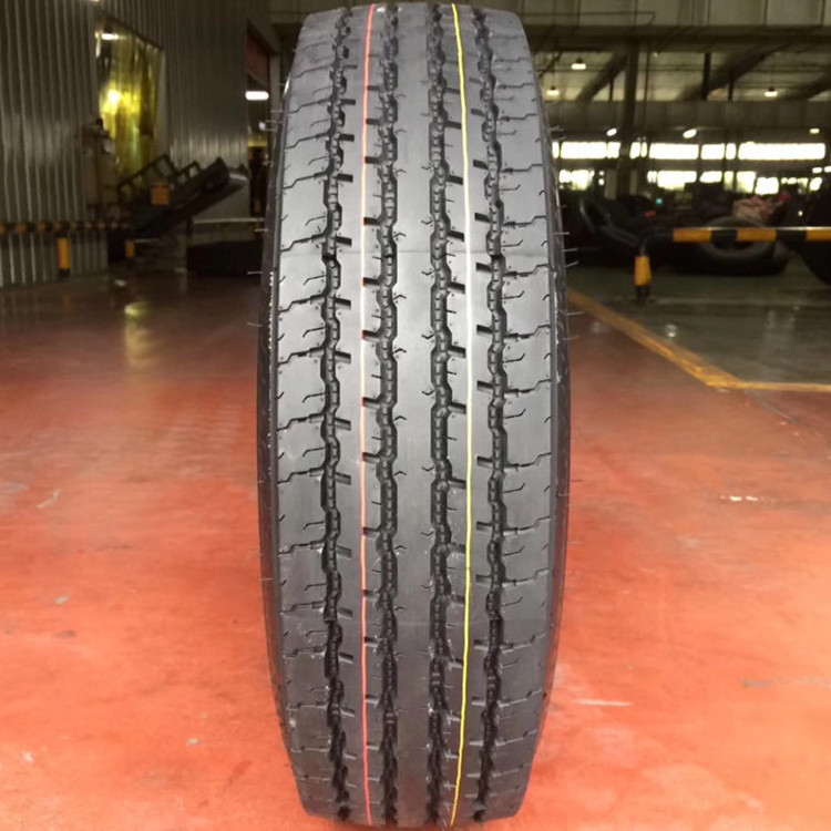 Tubeless Tyre All Steel Truck and Bus Radial Tyre (6.50R16LT 7.00R16LT 7.50R16LT 7.50R20 8.25R16LT 215/85R16LT ST235/85R16)