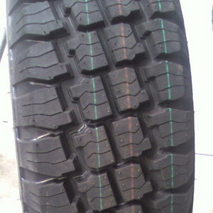 High Performance 4*4 Car Tire PCR 215/75R14C8PR 225/65R17 225,65,17 235/75R15LT10PR P215/75R15