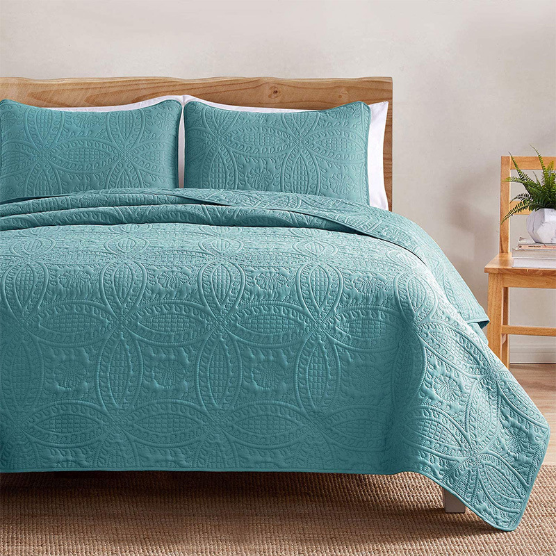 Factory direct 100%polyester  Pin-sonic quilted light weight bedspread set