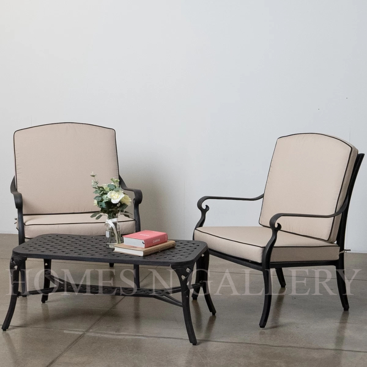 Hot sale Antique black mat powder coated antique finishing caste aluminium antique furniture  patio table and chairs set