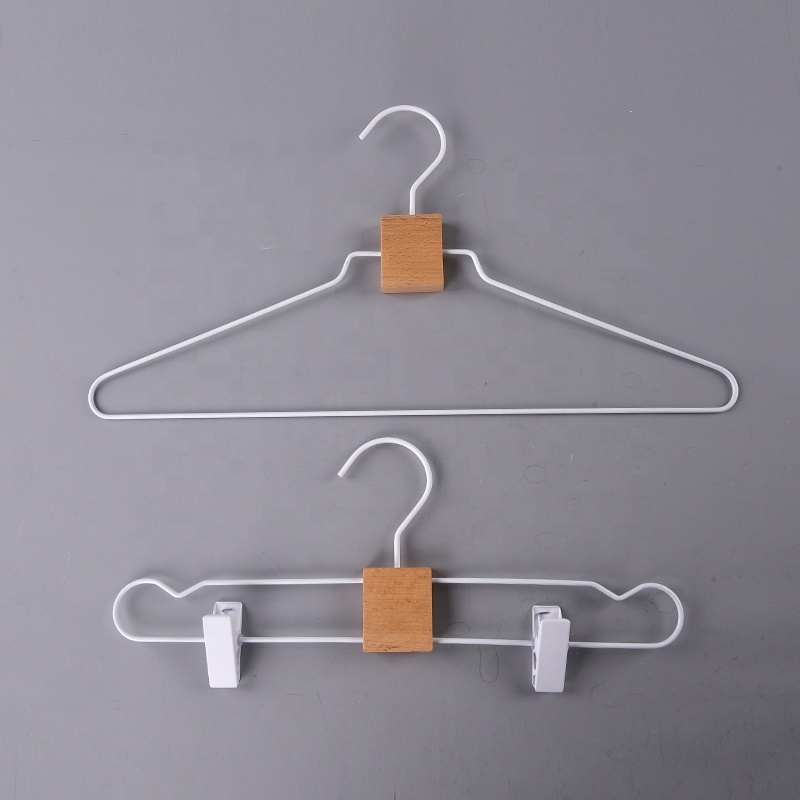 Free Sample Luxury Style Coat Hanger Metal and Wood Combination Metal Steel Wire Clothes Hangers