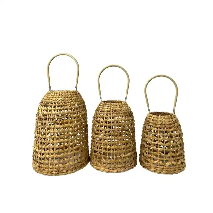 TTop sale outdoor decorative hanging led candle equivalent solar garden bamboo lantern Rattan lamp