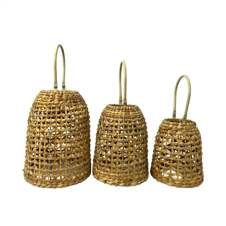 TTop sale outdoor decorative hanging led candle equivalent solar garden bamboo lantern Rattan lamp