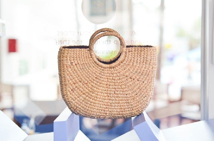 2019 hot deals summer water hyacinth handbags beach bag straw tote bag handmade wholesale