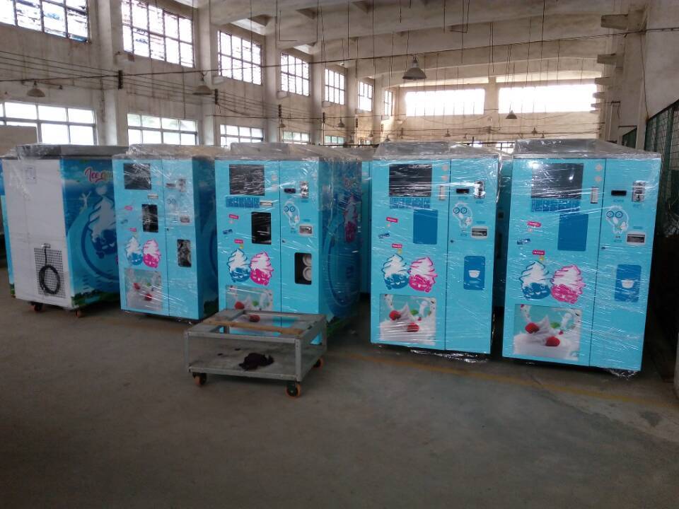 Chinese Factory Price Robot Making Frozen Yogurt Vending Machine HM931