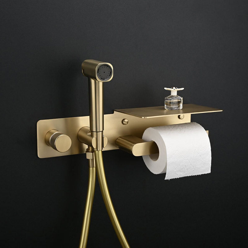 Portable Single Handle Shattaf Bathroom Brass Mixer Bidet Concealed Toilet Sprayer With Paper Shelf Toilet Faucet