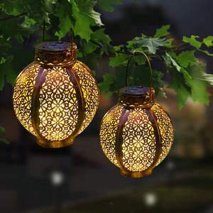 Solar Lanterns Bronze Pillar Solar Floor Lantern Custom Patterned Metal Outdoor Led Solar Camping Lantern Garden Light