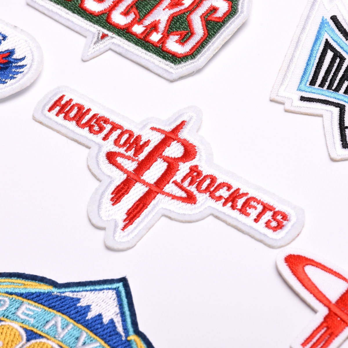 High Quality Custom 3d Embroidery Patches Applique Patches Design Logo Name Branding Lron For Jacket