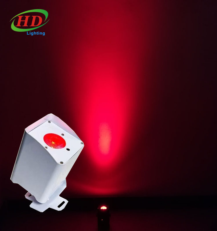 Battery wireless 1pcs 6in1 rgbwauv  spot uplight wholesale stage lighting