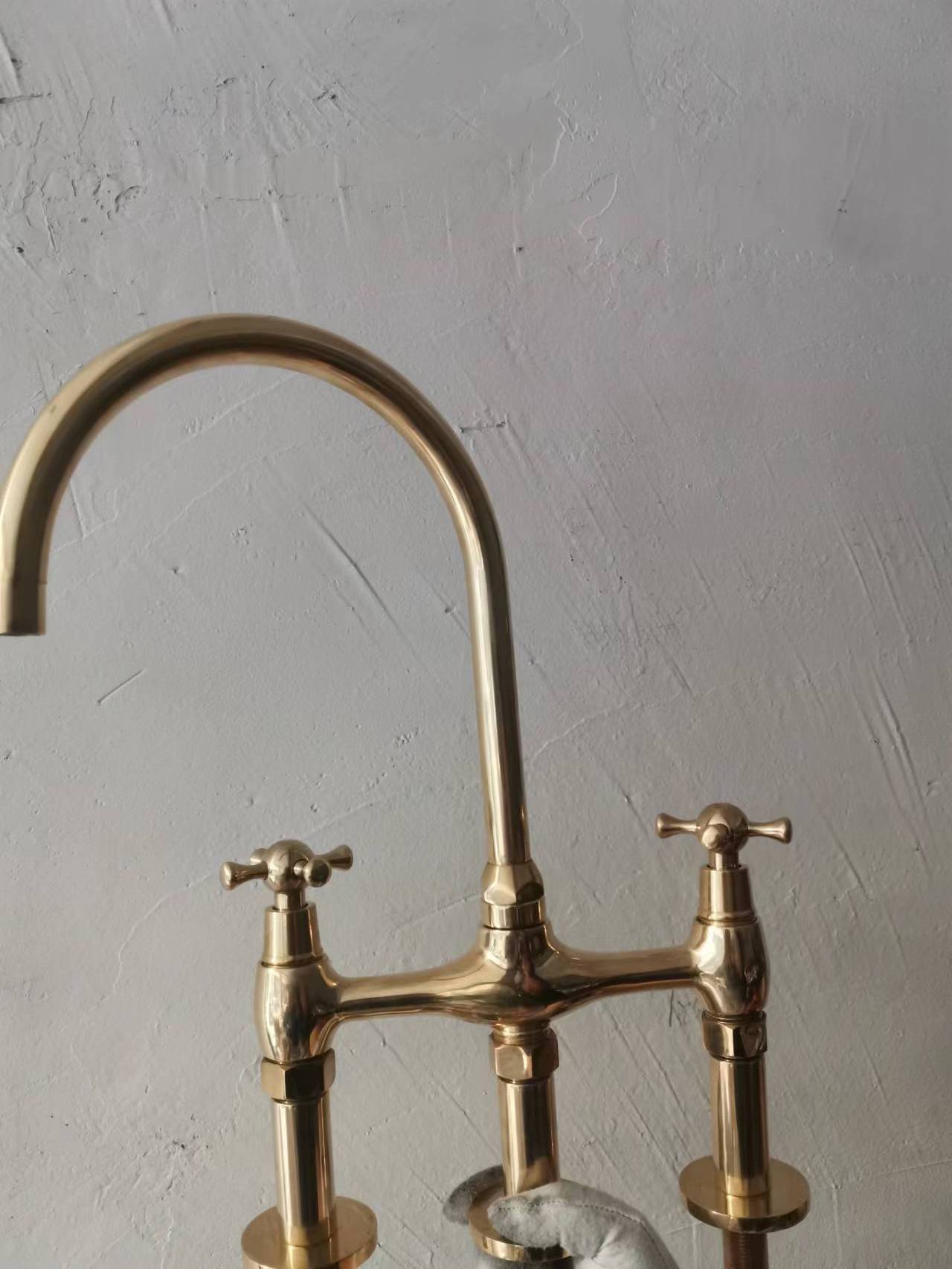 Unpainted Brass 8 Inch Centerset 2 Handle Farmhouse Kitchen Sink Faucet Nova Bridge Faucet