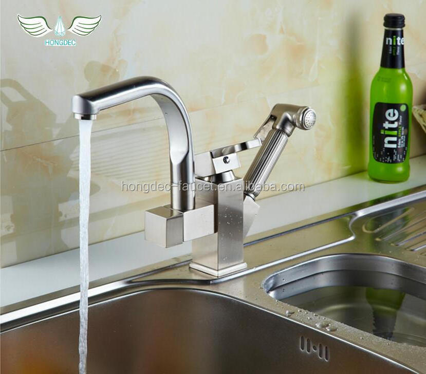 Hot and Cold Swivel Spray Mixer Taps Pull Out Kitchen Sink Faucet