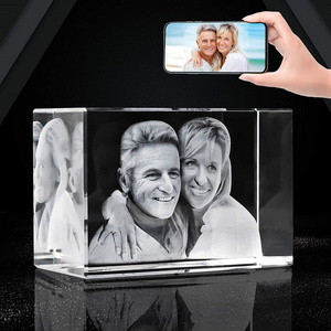 Personalised Etched Glass Picture Block Paperweight Custom 3D Laser Engraving Photo Crystal Glass Cube For Valentine's Day gift