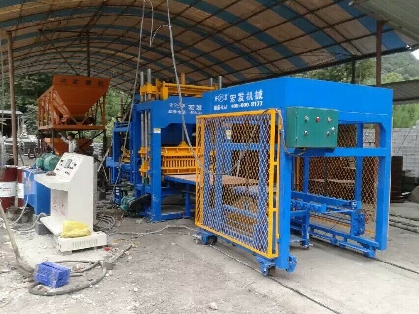 Qt5-15 Paving Block Making Machine Hydraulic Concrete Block Machine