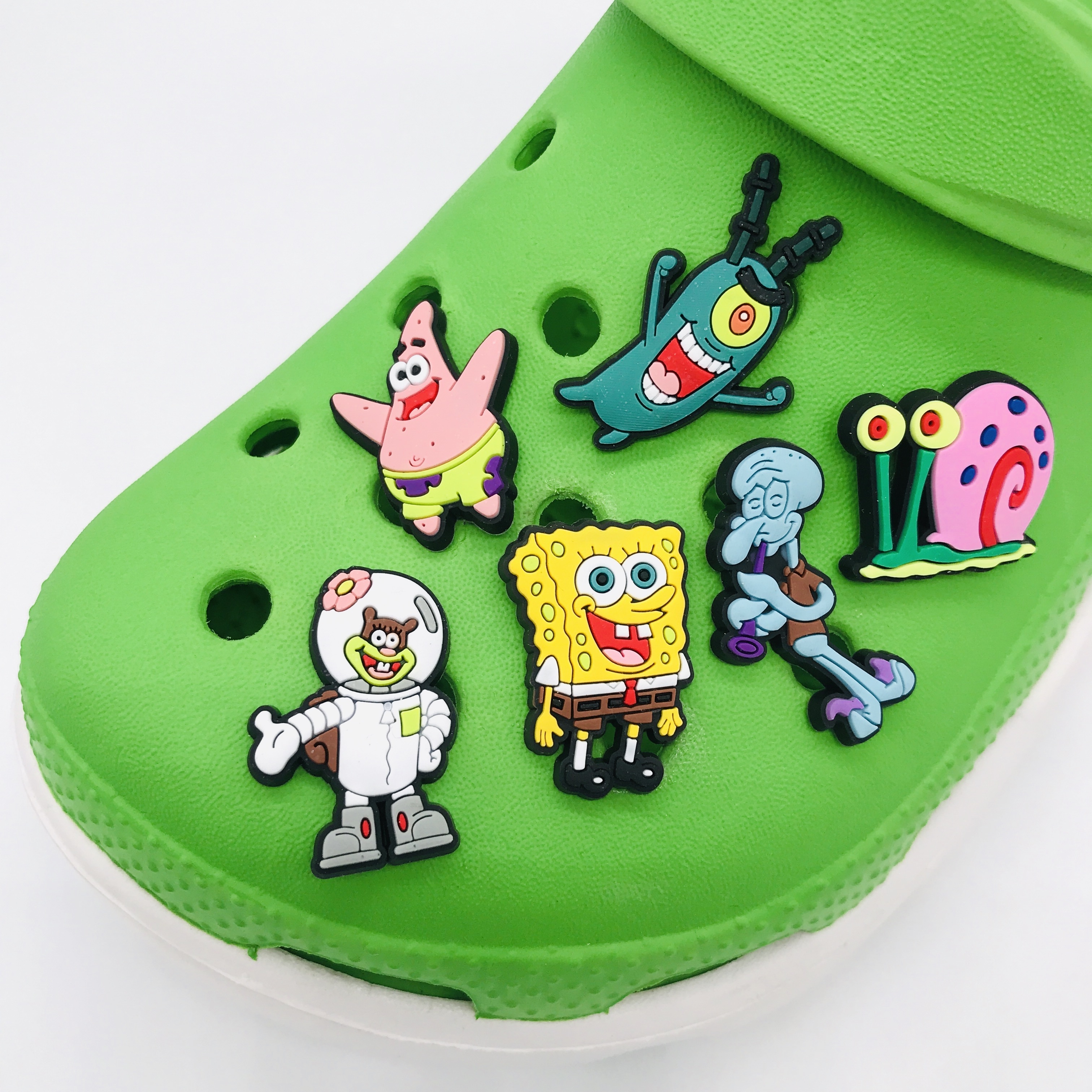 NEW 2024 Low Price Flat Sandals shoes Charm Pvc Custom Charms For Croc Kids shoe decorations