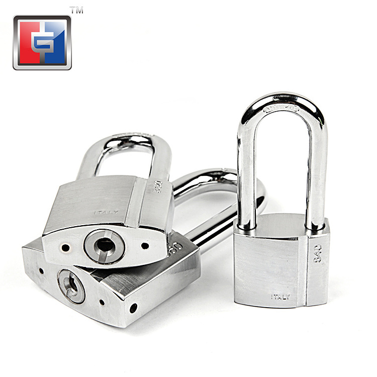 Master lock weatherproof key padlock anti hammer low carbon steel key safe padlocks with 3 key