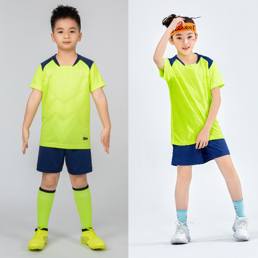 new Boys girls Soccer Jerseys Sets Football Kits kids youth Soccer Clothes Training Uniform football free socks