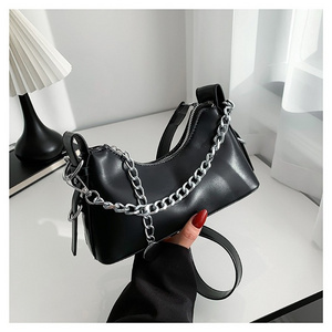 Wholesale Shape PU Leather Shoulder Bags Pure Color Underarm Bag Cool Metal Chain Handbag for Girls