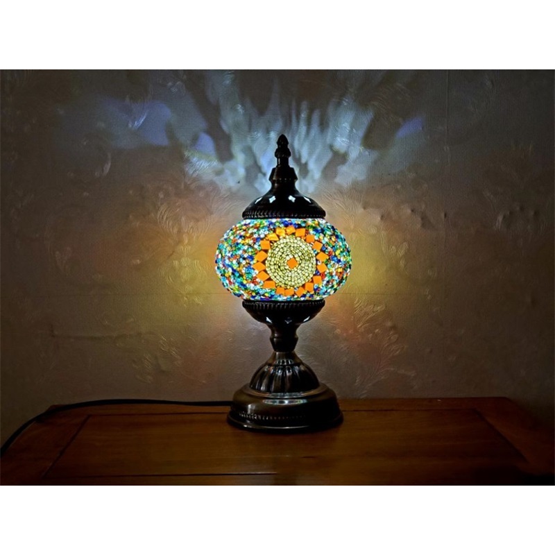 Retro Exotic Romantic Creative LED Desk Light for Home Living Bedroom Bedside Decoration Table Lamp