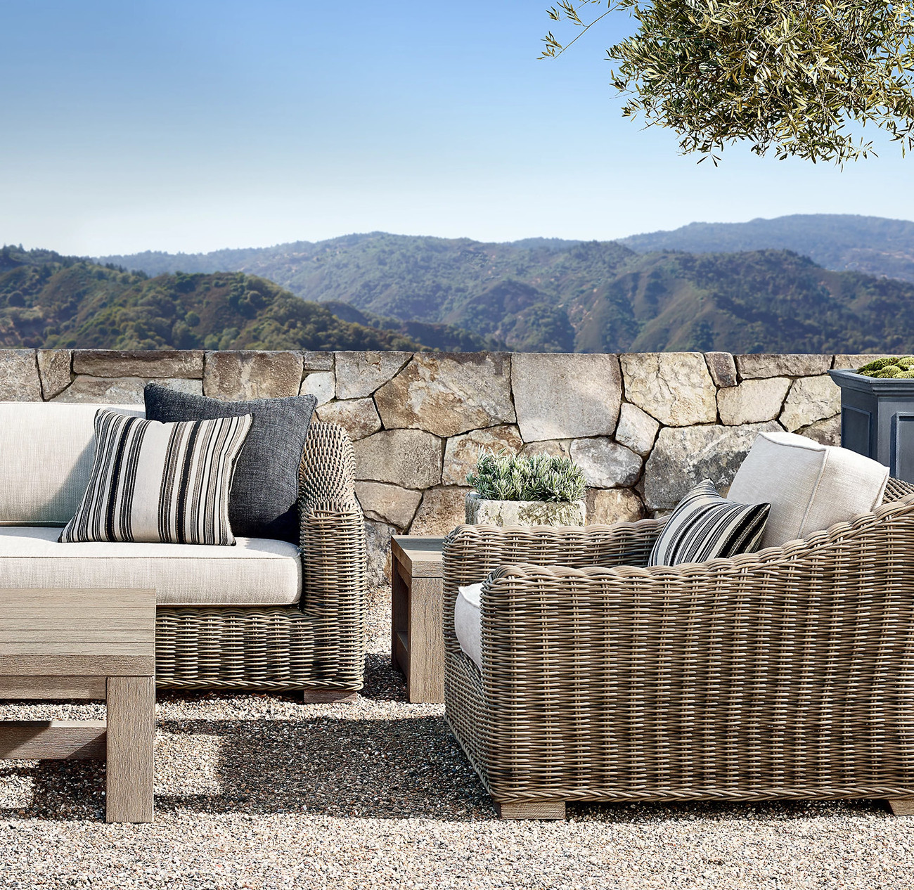 PE rattan sofa set outdoor poolside wicker furniture outdoor rattan furniture