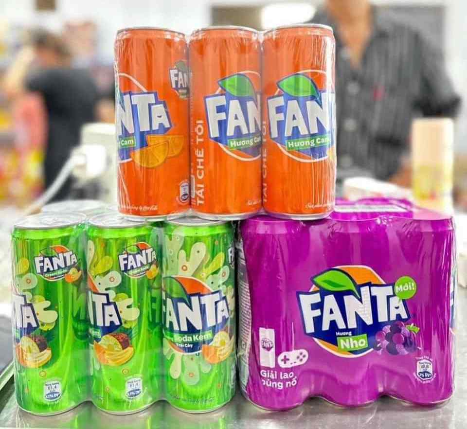 Wholesale Fantaa Grape Fruity Carbonated Drinks Can 320ml - Beverages Soft Drinks Packaging Bottle can fruit juice from Vietnam