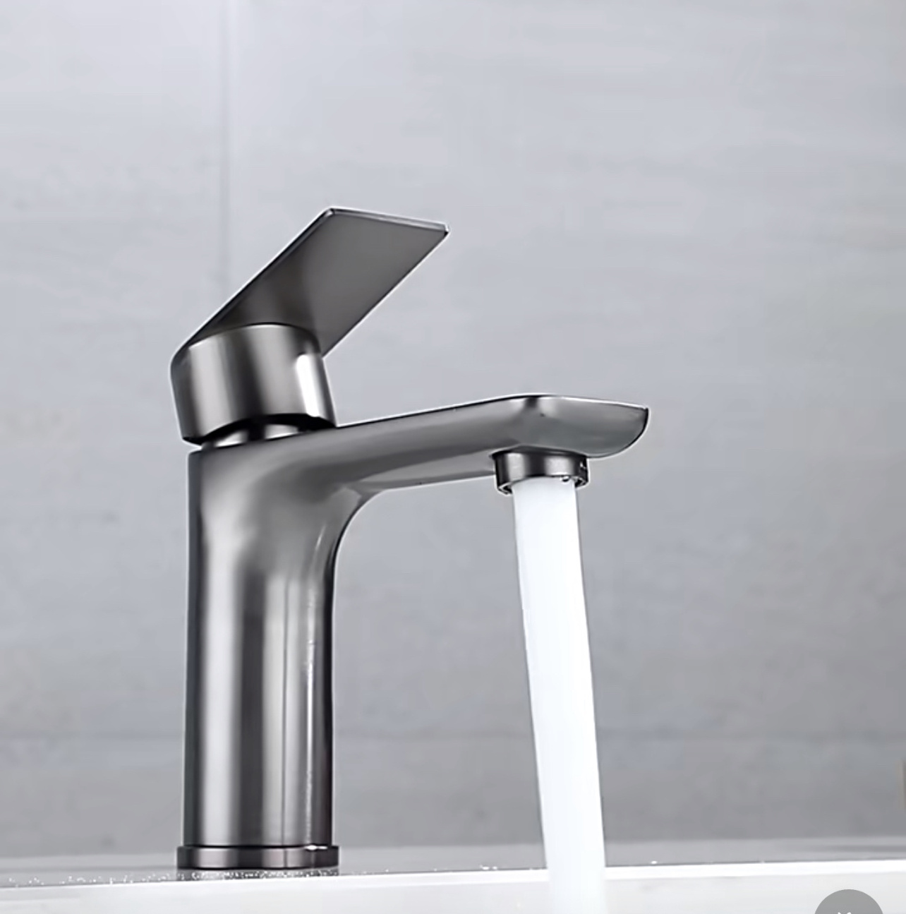 HPSUS304 Stainless Steel Bathroom Faucet one Hole Mixer Tap Deck Mount Black Tap Single Handle Lavatory Basin Vanity Sink Faucet